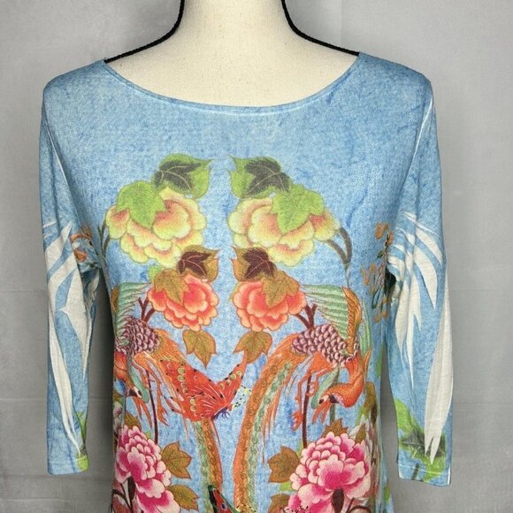 MUSHKA by SIENNA ROSE Sublimated Butterfly Bird Design 3/4 Sleeves Knit Top Sz M - Picture 2 of 10